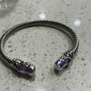 Contemporary bracelet with lavender stone
